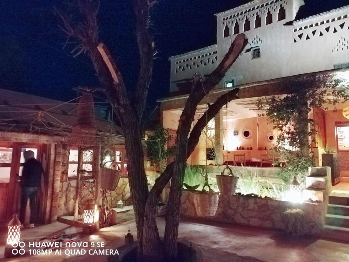Dar Isselday Acomodação com café da manhã Tisseldeï Exterior foto